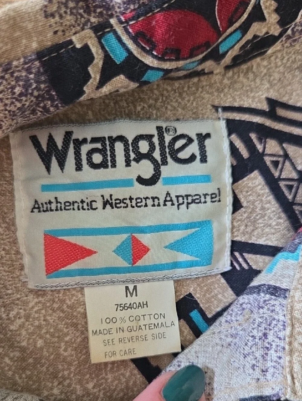 Vintage Wrangler Beige Aztec-Print Lightweight Buttom Up Shirt